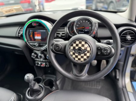 2020 Mini Cooper - photo 18