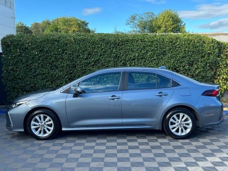 2023 Toyota Corolla - photo 3