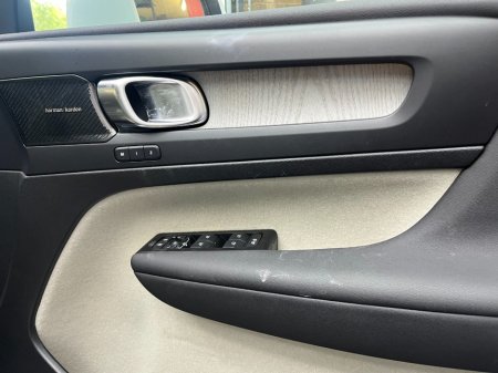 2022 Volvo XC40 - photo 15