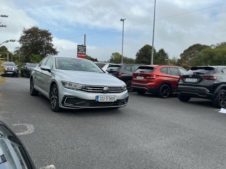 2022 Volkswagen Passat - photo 5