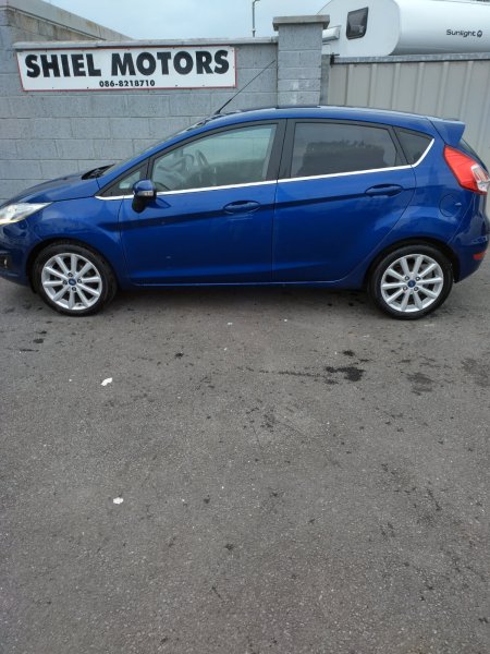 2016 Ford Fiesta - photo 5