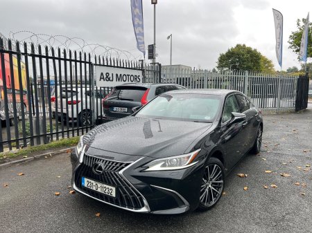 2023 Lexus ES ES300h Dynamic