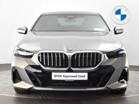 2026 BMW 5-Series - photo 16