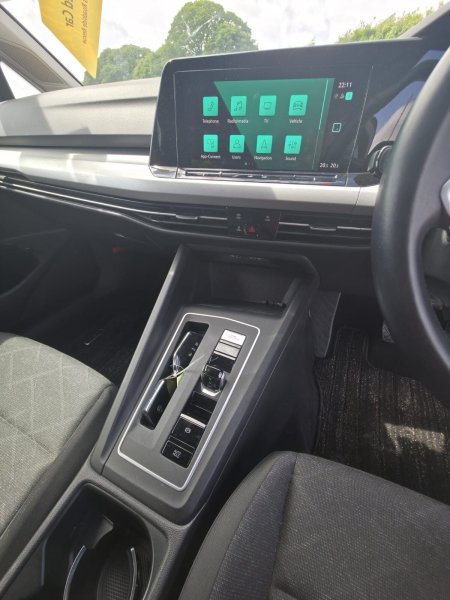 2022 Volkswagen Golf - photo 17