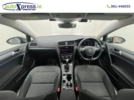 2019 Volkswagen Golf - photo 2