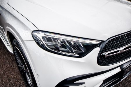 2025 Mercedes-Benz GLC - photo 11