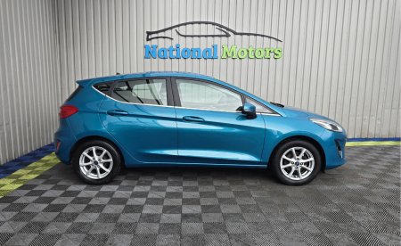 2018 Ford Fiesta - photo 2