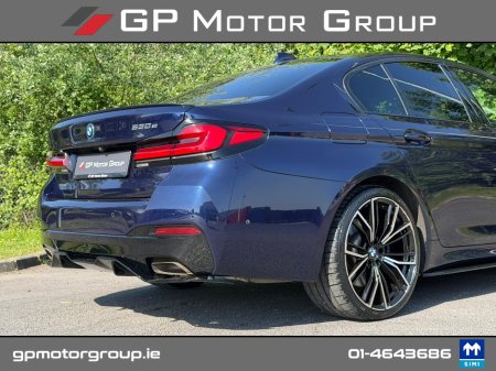 2022 BMW 5-Series - photo 14