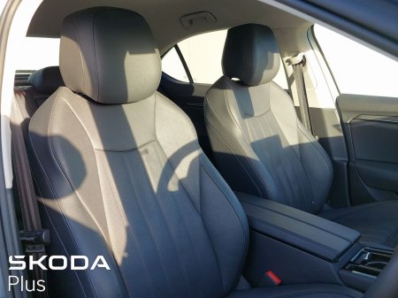 2025 Skoda Superb - photo 39