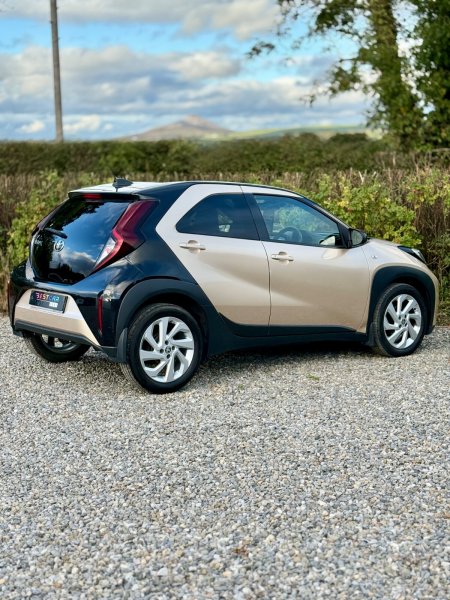 2022 Toyota Aygo - photo 11