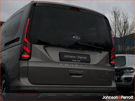 2027 Ford Tourneo Connect - photo 31