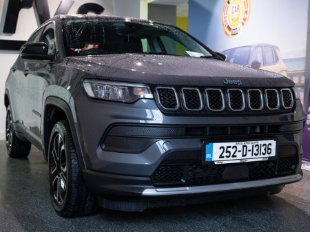 2025 Jeep Compass ALTITUDE PHEV 1.3 240HP