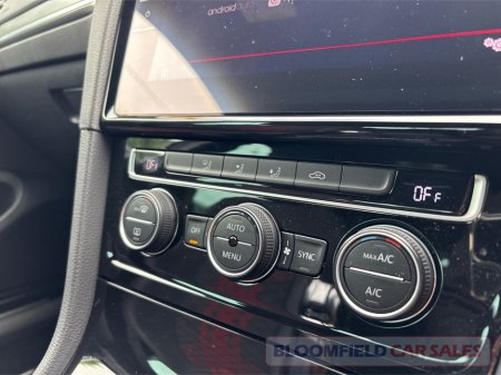 2020 Volkswagen Golf - photo 22