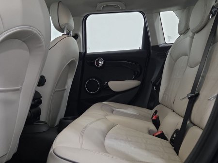 2020 Mini Cooper - photo 22