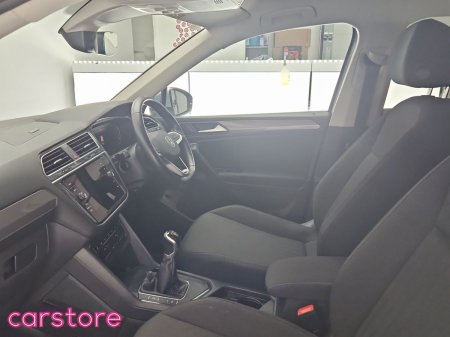 2023 Volkswagen Tiguan Allspace - photo 12