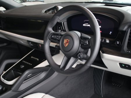 2026 Porsche Cayenne - photo 8