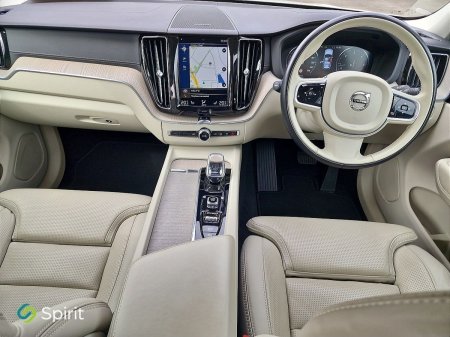 2020 Volvo XC60 - photo 4