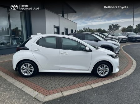 2022 Toyota Yaris - photo 3