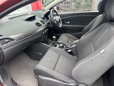 2009 Renault Megane - photo 25