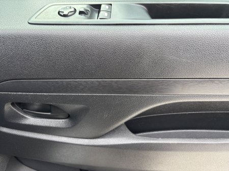 2023 Opel Vivaro - photo 30