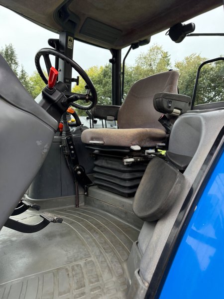 2007 New Holland Tm130 - photo 13