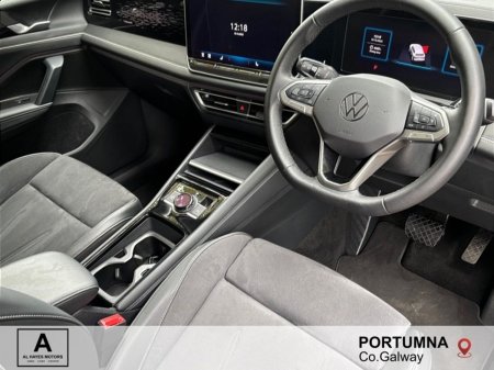 2024 Volkswagen Tiguan - photo 2