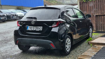2020 Toyota Yaris - photo 9
