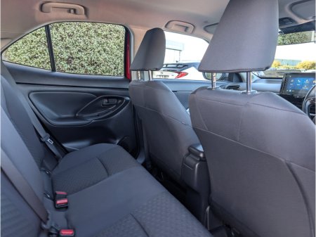 2025 Toyota Yaris Cross - photo 9