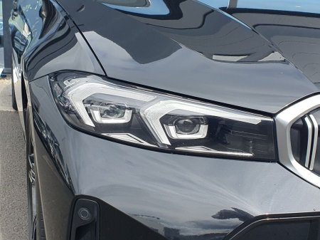 2023 BMW 3-Series - photo 21