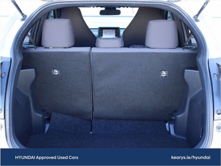 2021 Toyota Yaris - photo 8