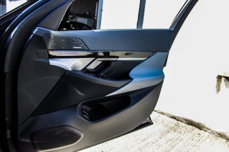 2024 BMW 3-Series - photo 16