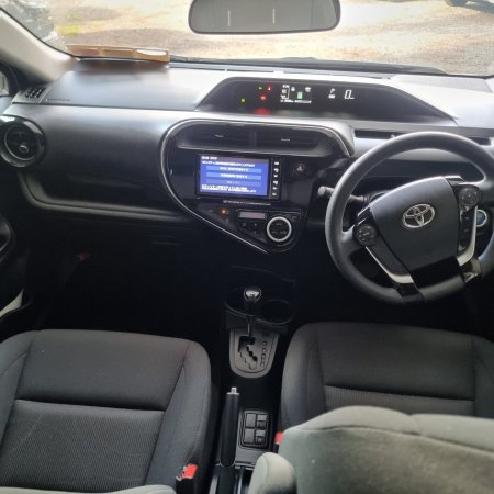 2019 Toyota Aqua - photo 11