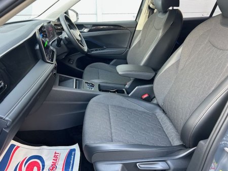 2025 Volkswagen Tiguan - photo 10