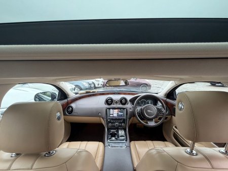 2015 Jaguar XJ - photo 15