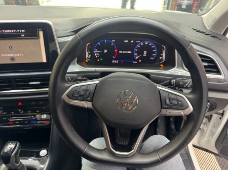 2024 Volkswagen T-Roc - photo 9