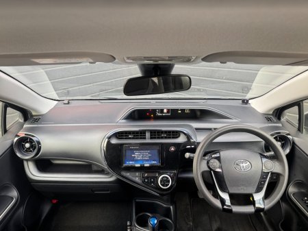 2021 Toyota Aqua - photo 11