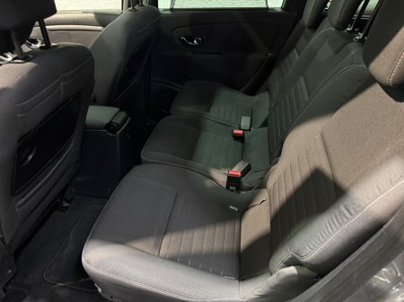 2015 Renault Grand Scenic - photo 11