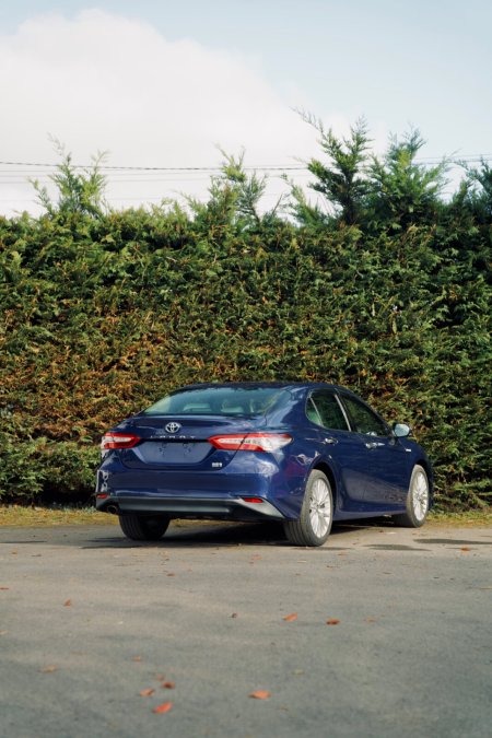 2017 Toyota Camry - photo 3