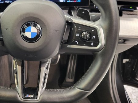 2024 BMW 5-Series - photo 18