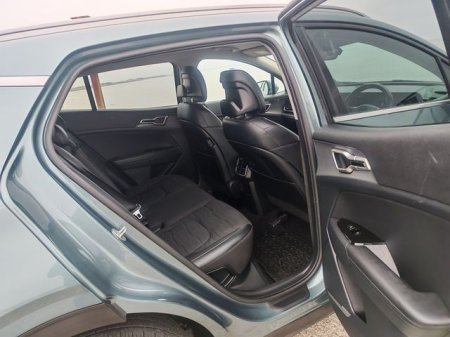 2022 Kia Sportage - photo 11
