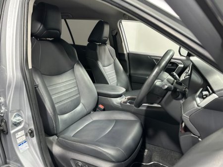 2021 Toyota RAV4 - photo 9