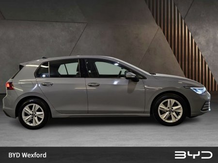 2024 Volkswagen Golf - photo 15