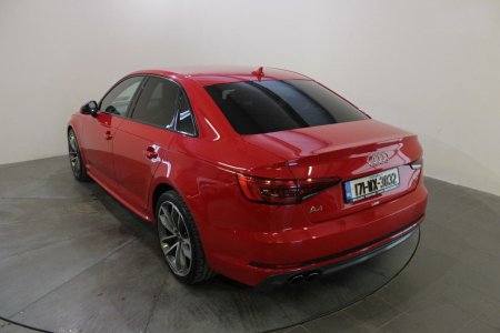 2017 Audi A4 - photo 13