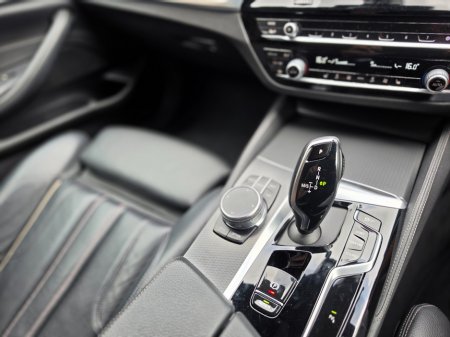 2022 BMW 5-Series - photo 41