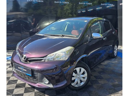 2015 Toyota Vitz - photo 15