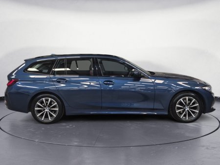 2024 BMW 3-Series - photo 4
