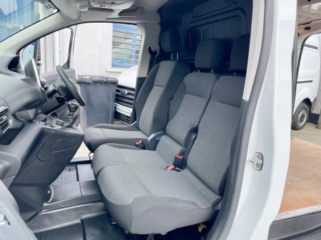 2023 Peugeot Partner - photo 24