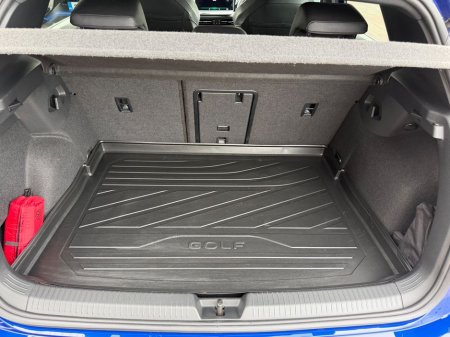 2025 Volkswagen Golf - photo 20