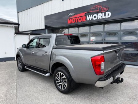 2019 Nissan Navara - photo 2