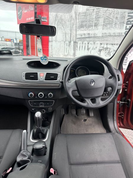2009 Renault Megane - photo 6